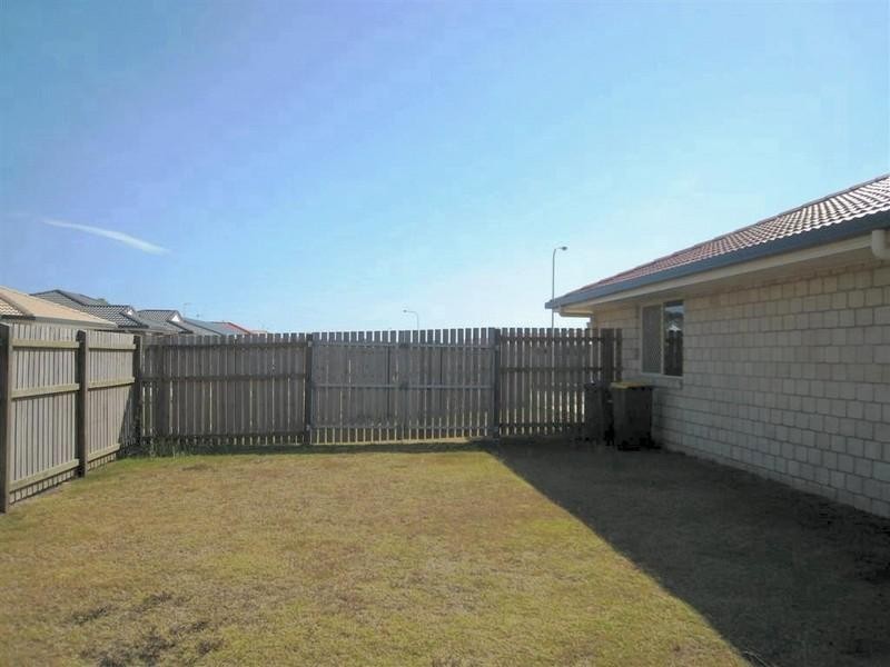 67 Bunya Court, Eli Waters QLD 4655