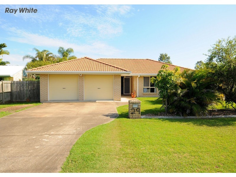 29 Barker Street, Point Vernon QLD 4655