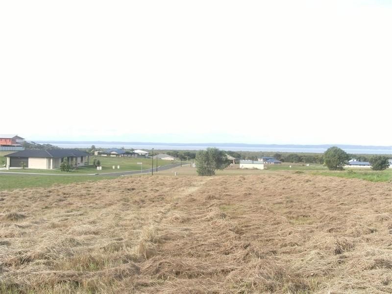 43 Windjammer Circuit, River Heads QLD 4655