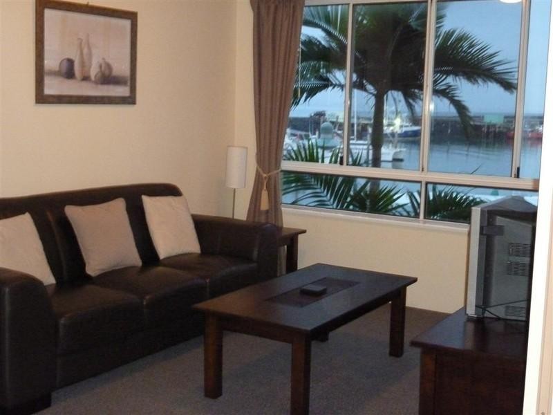 Unit 35 Great Sandy Straits Marina, Urangan QLD 4655