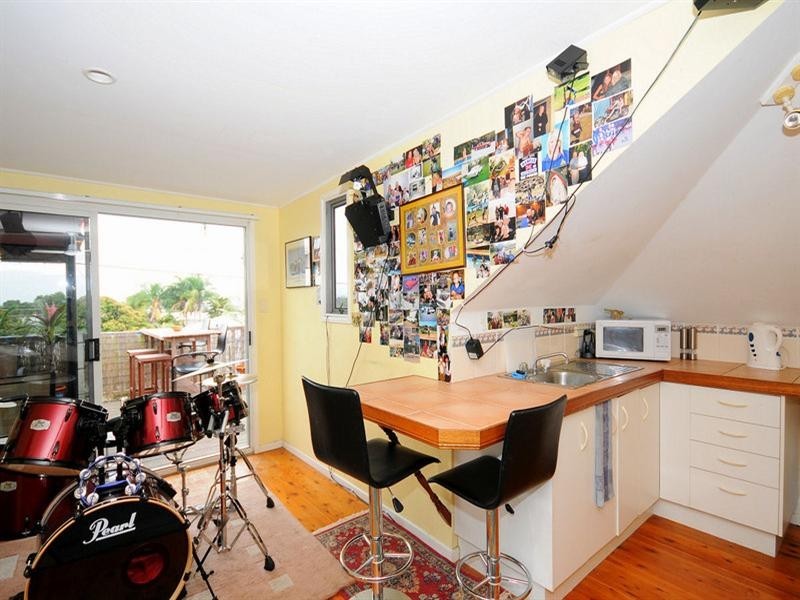 26 Mary Street, Scarness QLD 4655