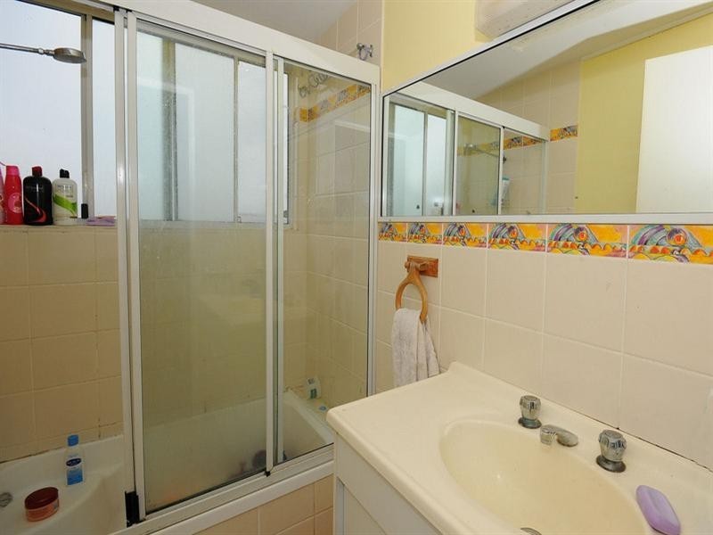 26 Mary Street, Scarness QLD 4655