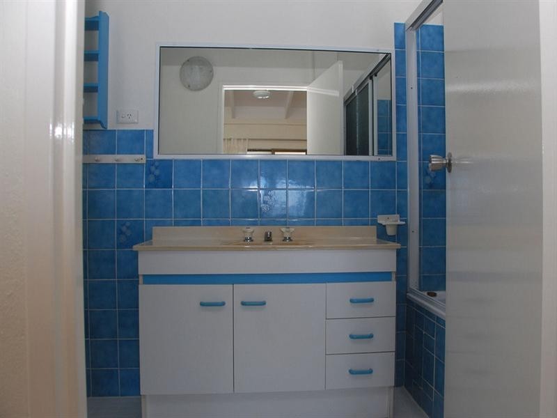 20 Zena Close, River Heads QLD 4655