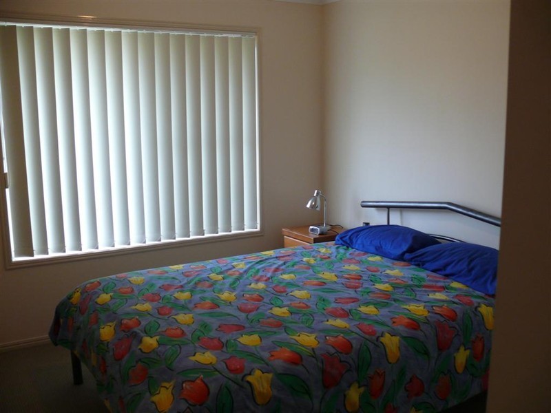 4 Sirius Court, Eli Waters QLD 4655