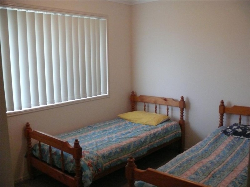 4 Sirius Court, Eli Waters QLD 4655