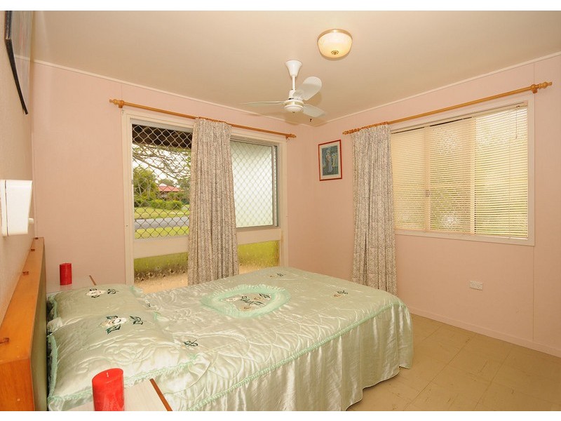 163 Cypress Street, Urangan QLD 4655