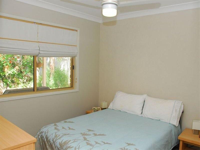 17 Desmond Drive, Toogoom QLD 4655