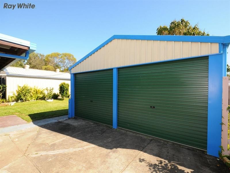 19 Owen Crescent, Urangan QLD 4655