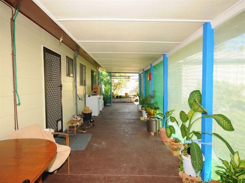 19 Owen Crescent, Urangan QLD 4655