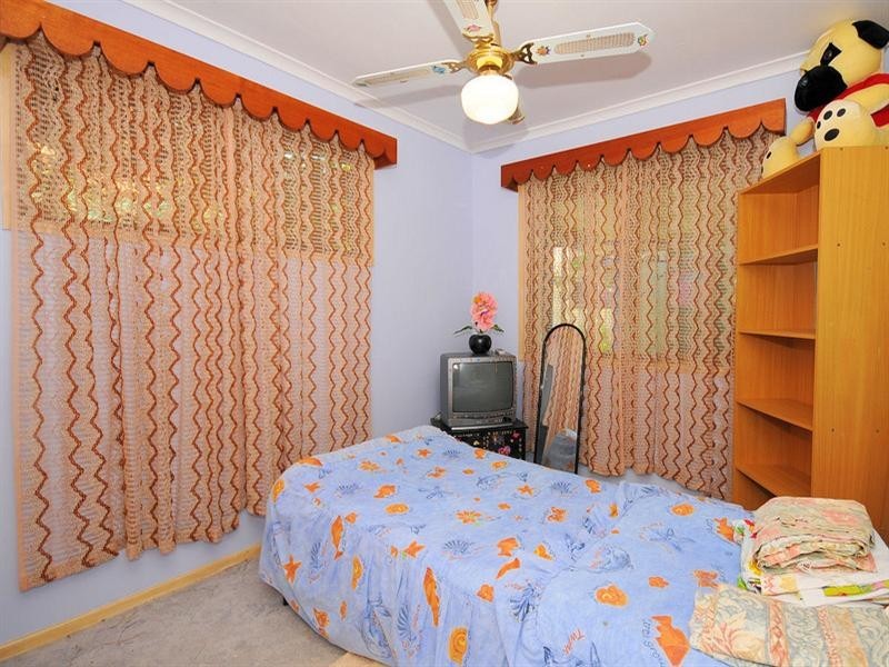 19 Owen Crescent, Urangan QLD 4655