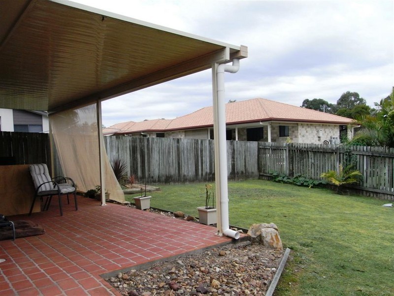 5 Ian Avenue, Kawungan QLD 4655