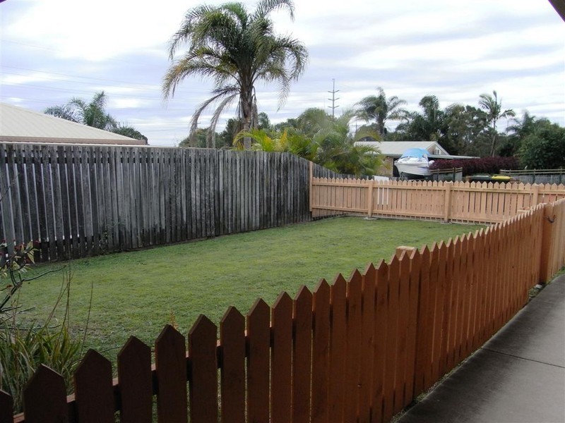 5 Ian Avenue, Kawungan QLD 4655