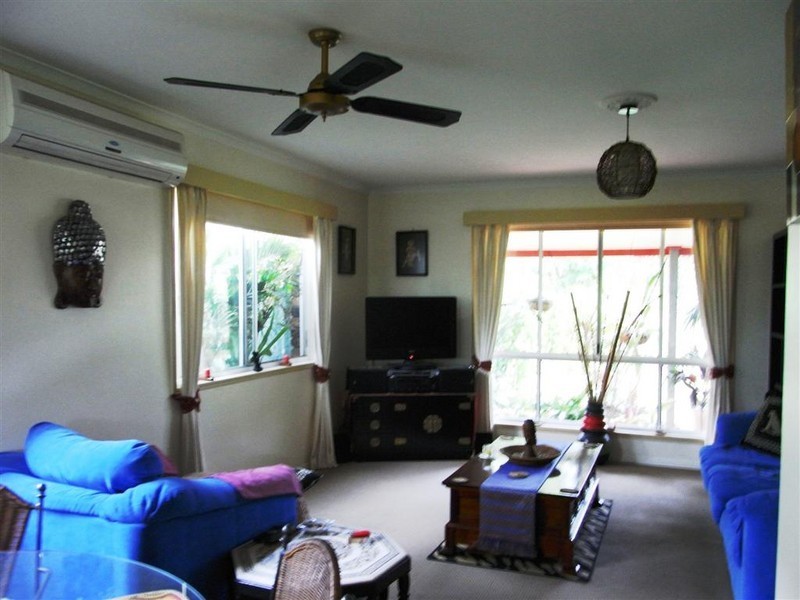 5 Jensen Drive, Urraween QLD 4655