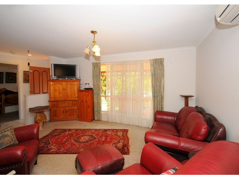 105 Snapper Street, Kawungan QLD 4655