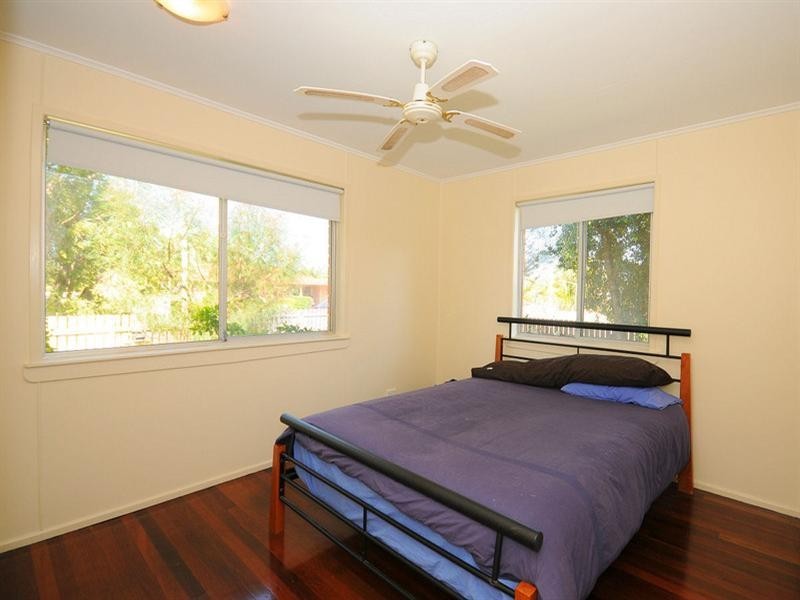 7 Burrum Street, Urangan QLD 4655