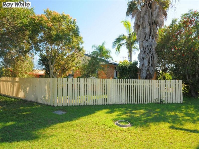 7 Burrum Street, Urangan QLD 4655