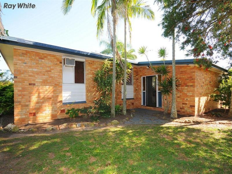 7 Burrum Street, Urangan QLD 4655