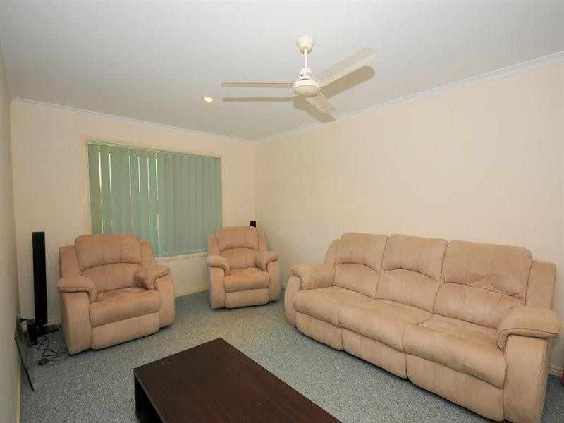 11 Gumtree Drive, Urraween QLD 4655