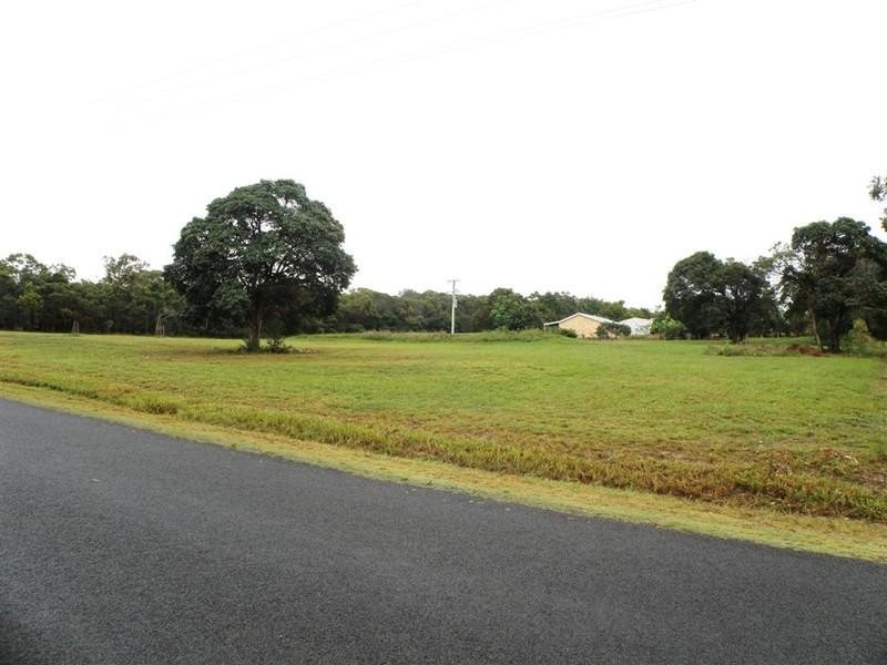 2 Seaview Drive, Booral QLD 4655