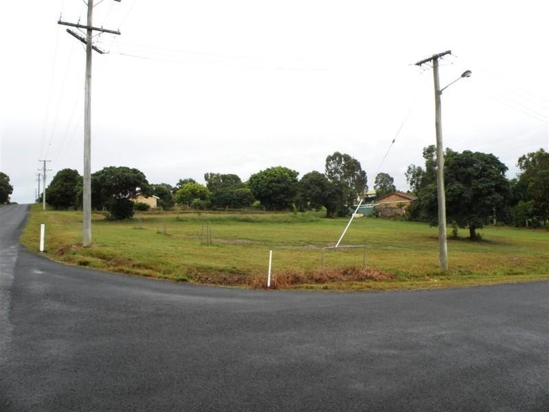 2 Seaview Drive, Booral QLD 4655