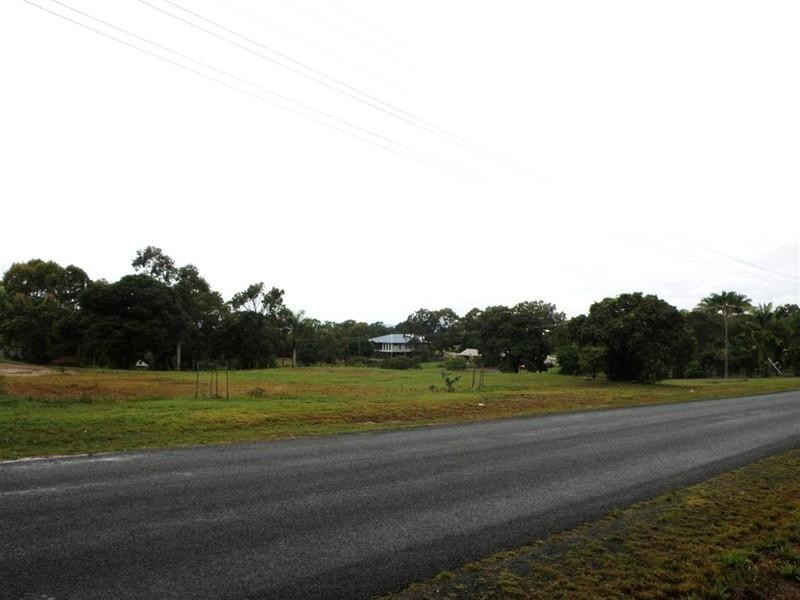 2 Seaview Drive, Booral QLD 4655