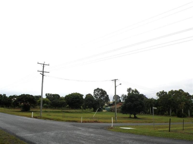 2 Seaview Drive, Booral QLD 4655