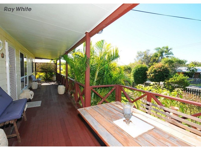 83 Limpus Street, Urangan QLD 4655