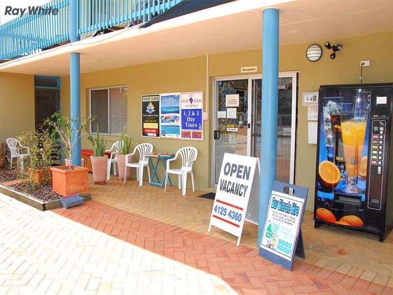 4/13 Ann Street, Torquay QLD 4655