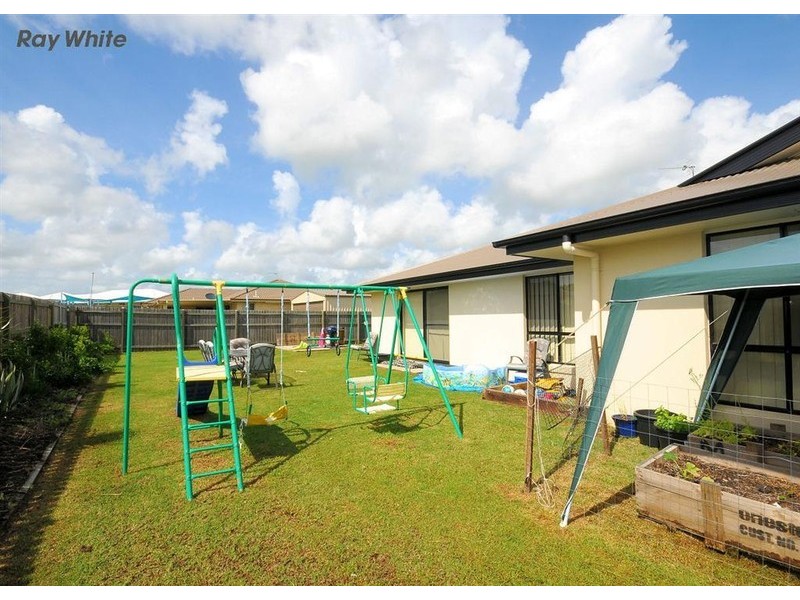 8 Yarrilee Circuit, Dundowran QLD 4655