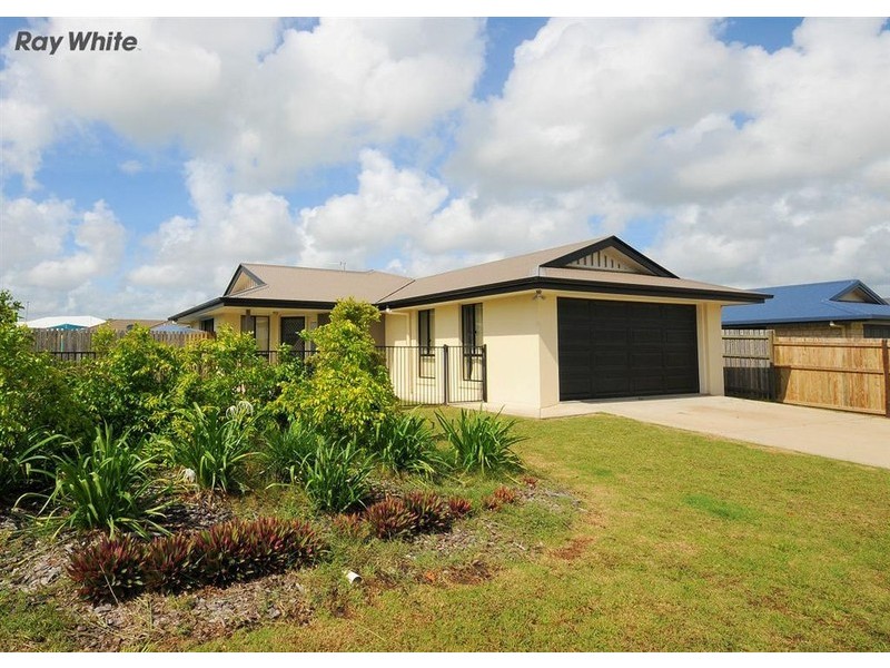 8 Yarrilee Circuit, Dundowran QLD 4655