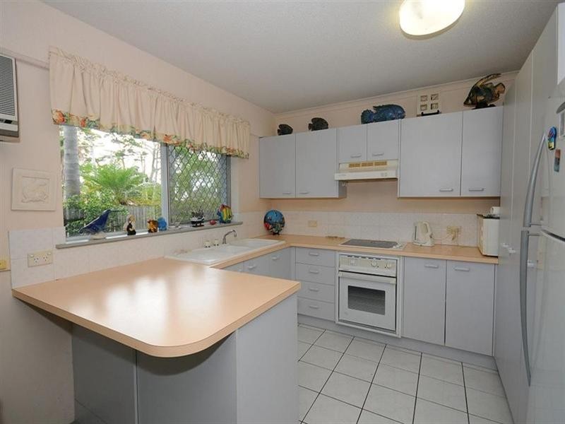 3/458 Esplanade, Torquay QLD 4655