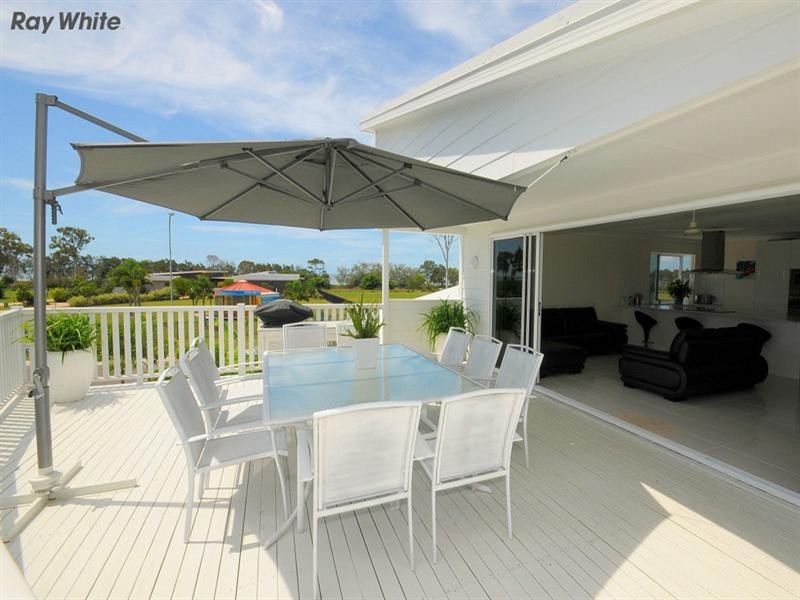 24 Sandcastles Circuit, Burrum Heads QLD 4659