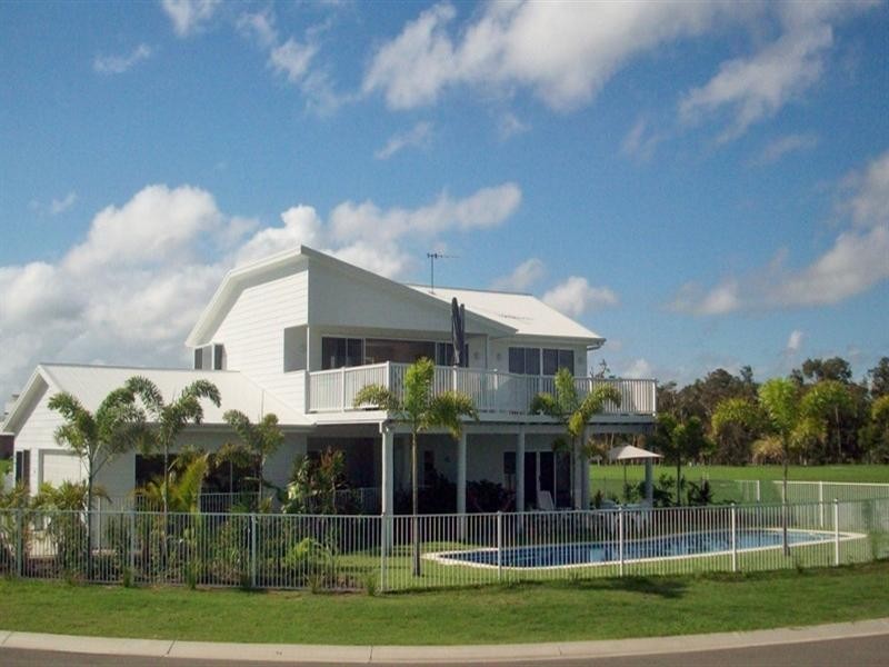 24 Sandcastles Circuit, Burrum Heads QLD 4659