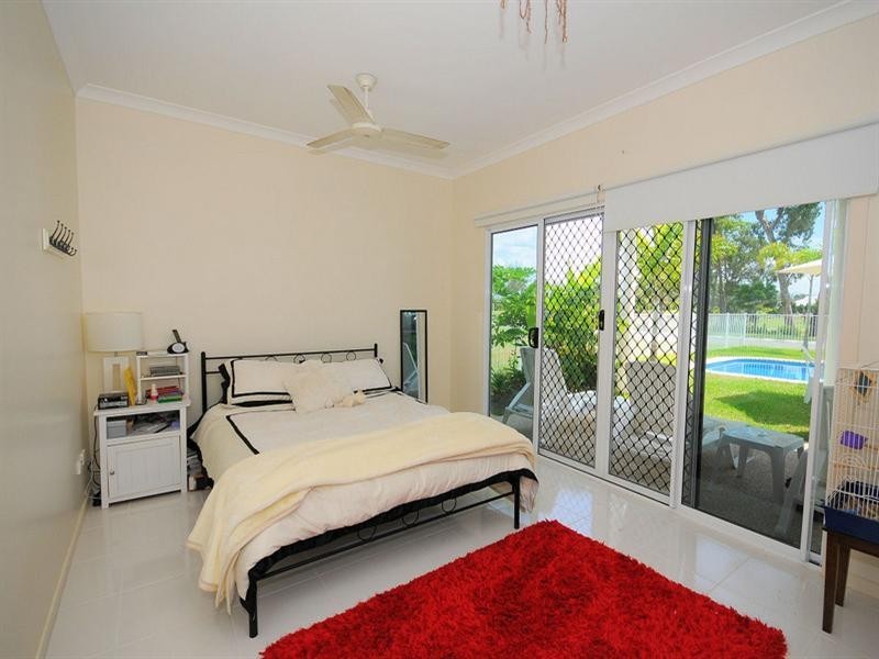 24 Sandcastles Circuit, Burrum Heads QLD 4659