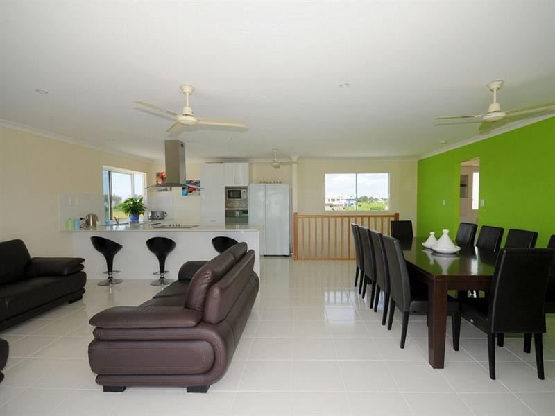 24 Sandcastles Circuit, Burrum Heads QLD 4659