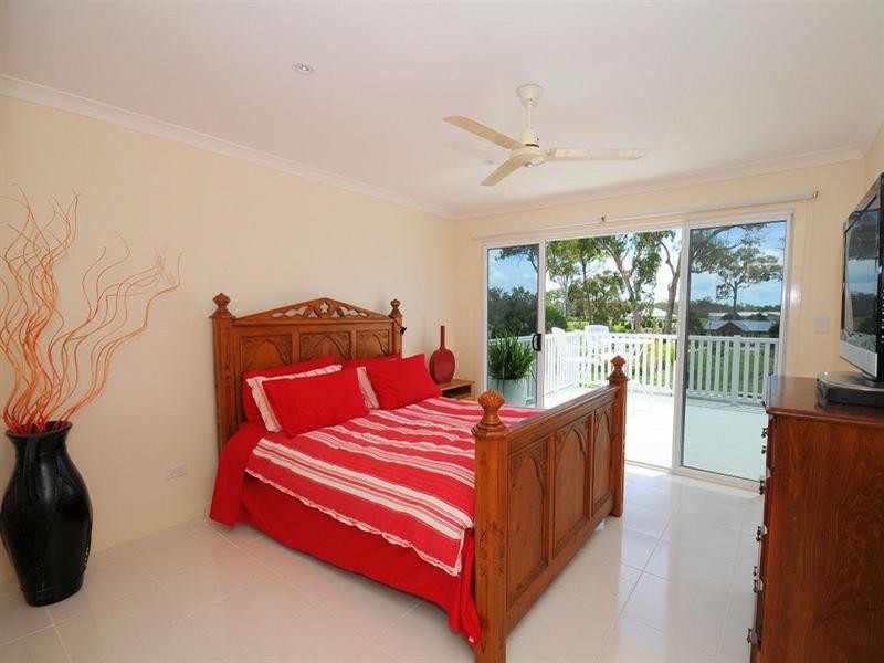 24 Sandcastles Circuit, Burrum Heads QLD 4659