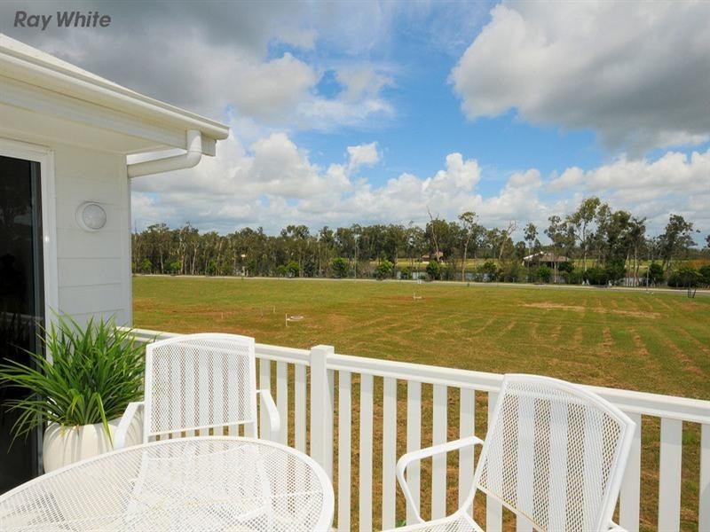 24 Sandcastles Circuit, Burrum Heads QLD 4659