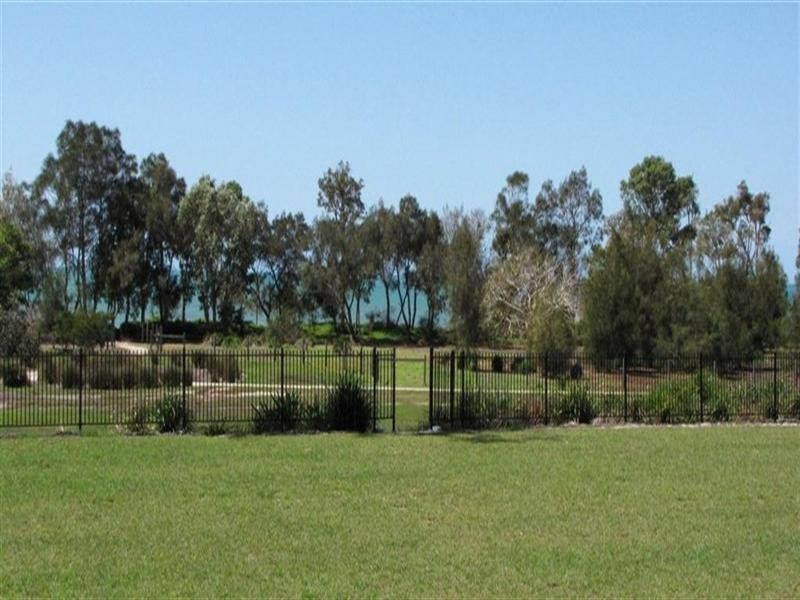 24 Sandcastles Circuit, Burrum Heads QLD 4659