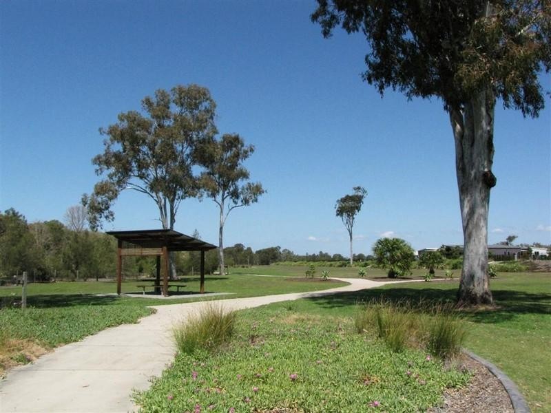 24 Sandcastles Circuit, Burrum Heads QLD 4659
