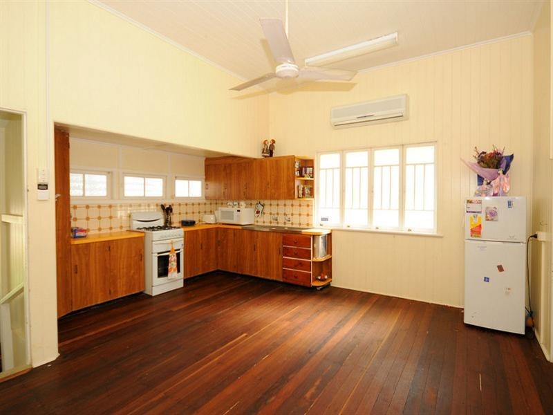 21 Fraser Street, Torquay QLD 4655