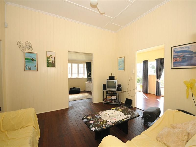 21 Fraser Street, Torquay QLD 4655
