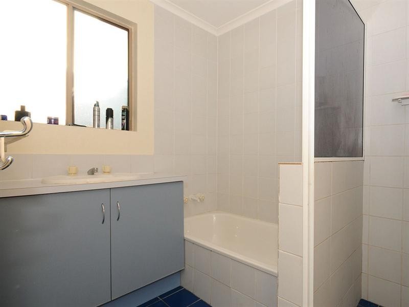 23/383 Esplanade, Torquay QLD 4655