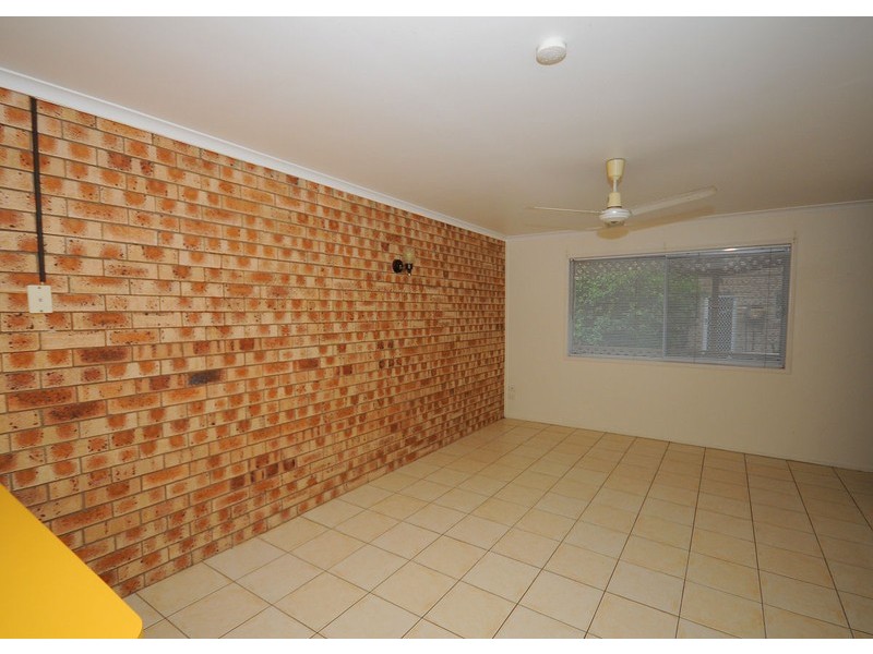 6/3 King Street, Urangan QLD 4655