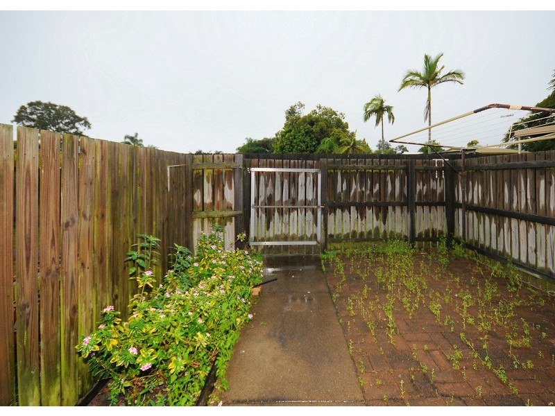 6/3 King Street, Urangan QLD 4655