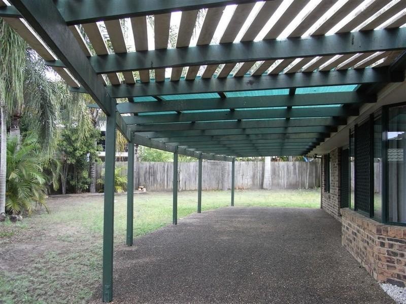 16 Rathdowne Court, Urraween QLD 4655