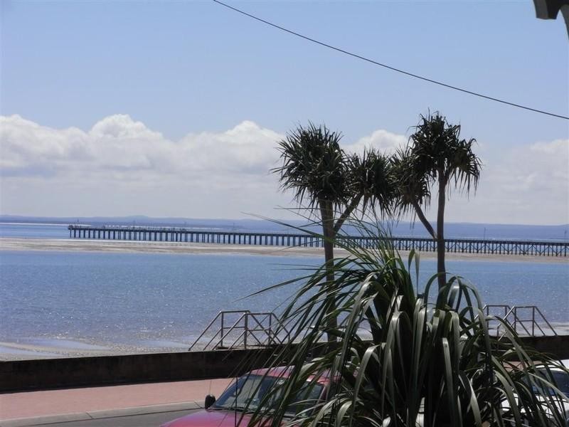 556 Charlton Esplanade, Urangan QLD 4655