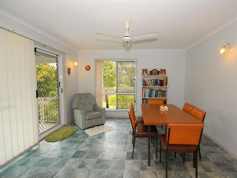 11 Patrick Street, Point Vernon QLD 4655