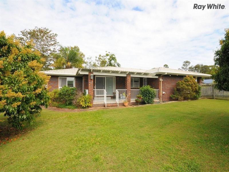 11 Patrick Street, Point Vernon QLD 4655
