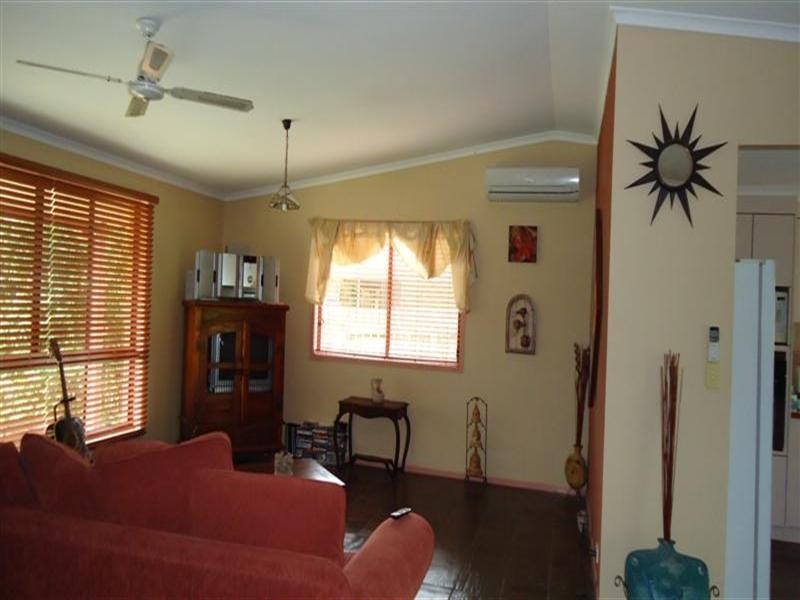 10 Daydream Drive, Kawungan QLD 4655