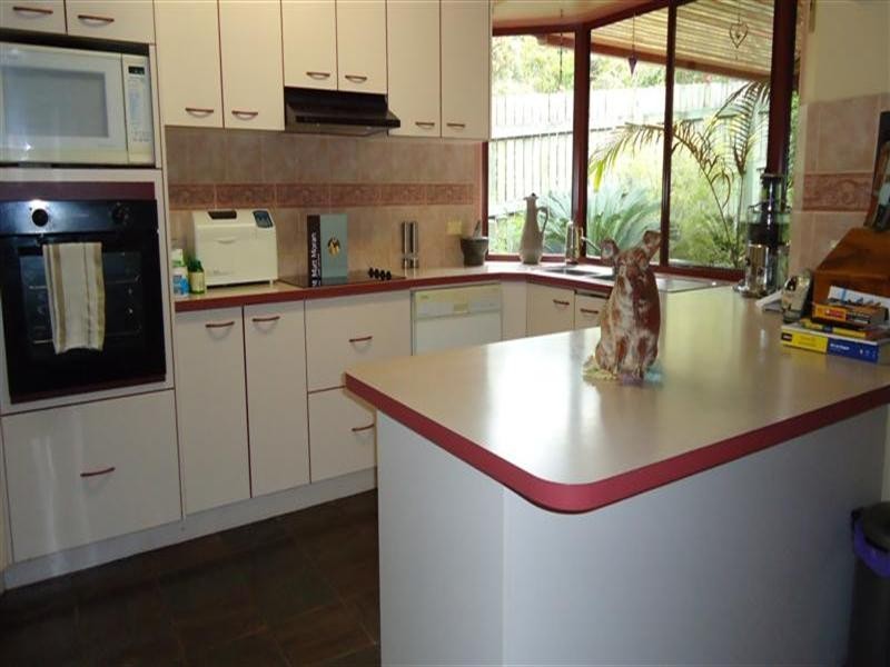 10 Daydream Drive, Kawungan QLD 4655